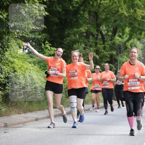 15.06.2025 - REWE Women's Run Jannik Wohlers http://msf.ph/oto/7976275 15.06.2025 10:10:45 Laufen 5101, 5555, 5339, 5153, 5238, 5013 meine-sportfotos.de