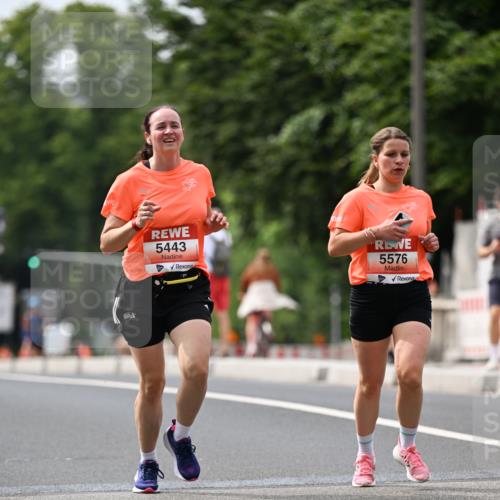 15.06.2025 - REWE Women's Run Dr. Thomas Lammeyer http://msf.ph/oto/7976287 15.06.2025 10:41:32 Laufen 5443, 5576 meine-sportfotos.de