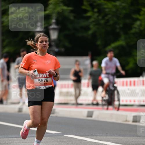 15.06.2025 - REWE Women's Run Dr. Thomas Lammeyer http://msf.ph/oto/7976307 15.06.2025 10:41:33 Laufen 5576 meine-sportfotos.de