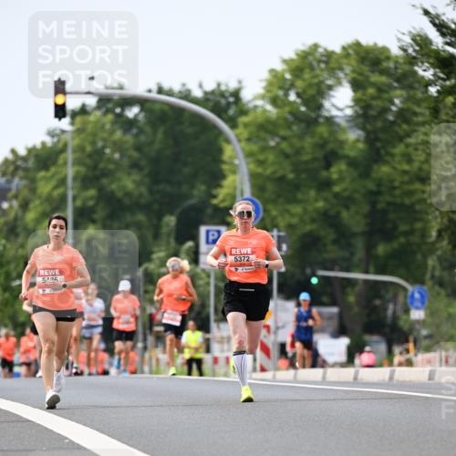 15.06.2025 - REWE Women's Run Dr. Thomas Lammeyer http://msf.ph/oto/7976337 15.06.2025 10:41:37 Laufen 5496, 5372 meine-sportfotos.de
