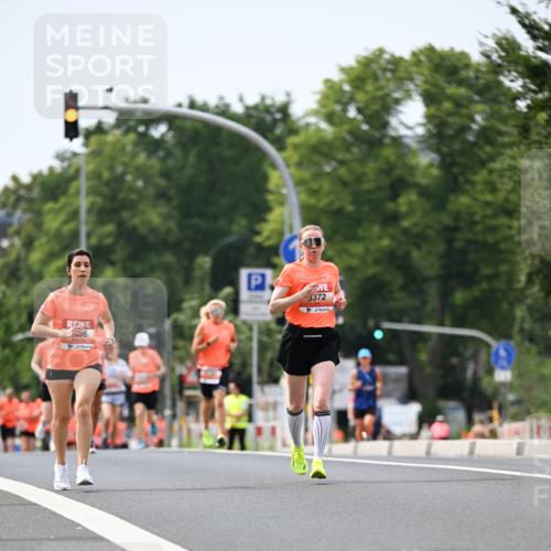 15.06.2025 - REWE Women's Run Dr. Thomas Lammeyer http://msf.ph/oto/7976348 15.06.2025 10:41:37 Laufen 372 meine-sportfotos.de