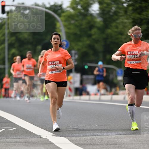 15.06.2025 - REWE Women's Run Dr. Thomas Lammeyer http://msf.ph/oto/7976413 15.06.2025 10:41:41 Laufen 542, 4, 5372 meine-sportfotos.de