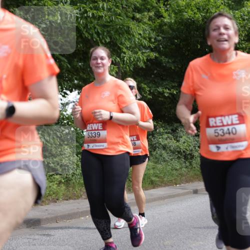15.06.2025 - REWE Women's Run Jannik Wohlers http://msf.ph/oto/7976437 15.06.2025 10:10:54 Laufen 550, 5339, 38, 5340, 5356 meine-sportfotos.de