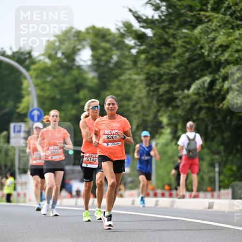 15.06.2025 - REWE Women's Run Dr. Thomas Lammeyer http://msf.ph/oto/7976486 15.06.2025 10:41:46 Laufen 5511, 5142, 5201 meine-sportfotos.de