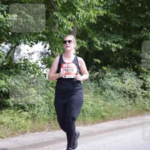 15.06.2025 - REWE Women's Run Jannik Wohlers http://msf.ph/oto/7976491 15.06.2025 10:10:58 Laufen 5618 meine-sportfotos.de