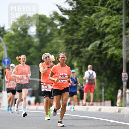 15.06.2025 - REWE Women's Run Dr. Thomas Lammeyer http://msf.ph/oto/7976502 15.06.2025 10:41:46 Laufen 5142, 5201 meine-sportfotos.de