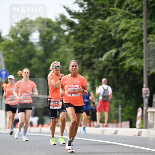 15.06.2025 - REWE Women's Run Dr. Thomas Lammeyer http://msf.ph/oto/7976508 15.06.2025 10:41:46 Laufen 5511, 5142, 5201 meine-sportfotos.de
