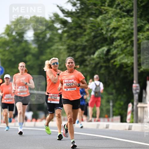 15.06.2025 - REWE Women's Run Dr. Thomas Lammeyer http://msf.ph/oto/7976512 15.06.2025 10:41:46 Laufen 5511, 5142, 5201 meine-sportfotos.de