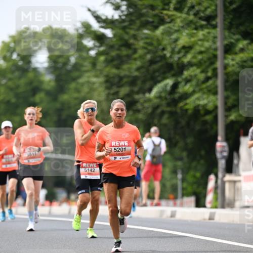 15.06.2025 - REWE Women's Run Dr. Thomas Lammeyer http://msf.ph/oto/7976516 15.06.2025 10:41:46 Laufen 5511, 5142, 5201 meine-sportfotos.de
