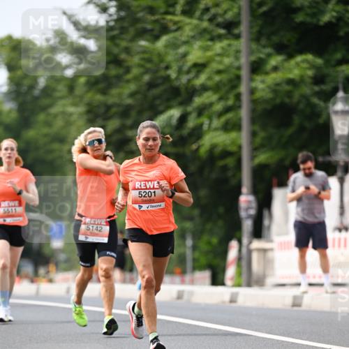 15.06.2025 - REWE Women's Run Dr. Thomas Lammeyer http://msf.ph/oto/7976534 15.06.2025 10:41:47 Laufen 5511, 5142, 5201 meine-sportfotos.de