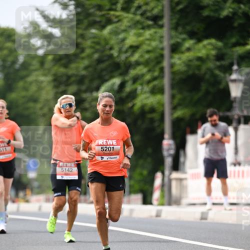 15.06.2025 - REWE Women's Run Dr. Thomas Lammeyer http://msf.ph/oto/7976538 15.06.2025 10:41:47 Laufen 511, 5201, 5142 meine-sportfotos.de