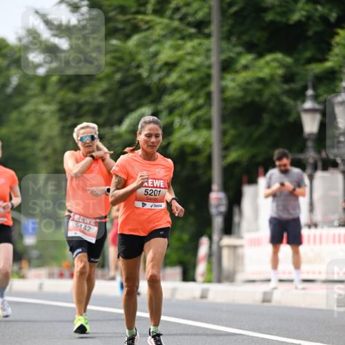 15.06.2025 - REWE Women's Run Dr. Thomas Lammeyer http://msf.ph/oto/7976542 15.06.2025 10:41:47 Laufen 5142, 5201 meine-sportfotos.de