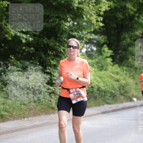 15.06.2025 - REWE Women's Run Jannik Wohlers http://msf.ph/oto/7976571 15.06.2025 10:11:30 Laufen 5496 meine-sportfotos.de