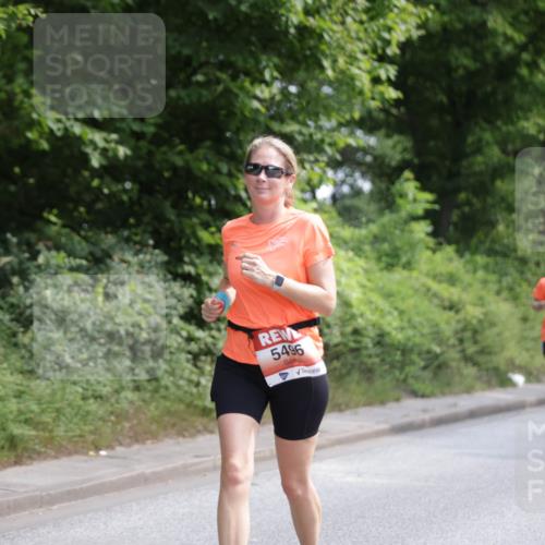 15.06.2025 - REWE Women's Run Jannik Wohlers http://msf.ph/oto/7976574 15.06.2025 10:11:30 Laufen 5496 meine-sportfotos.de