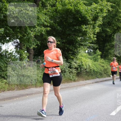 15.06.2025 - REWE Women's Run Jannik Wohlers http://msf.ph/oto/7976587 15.06.2025 10:11:31 Laufen 5496 meine-sportfotos.de