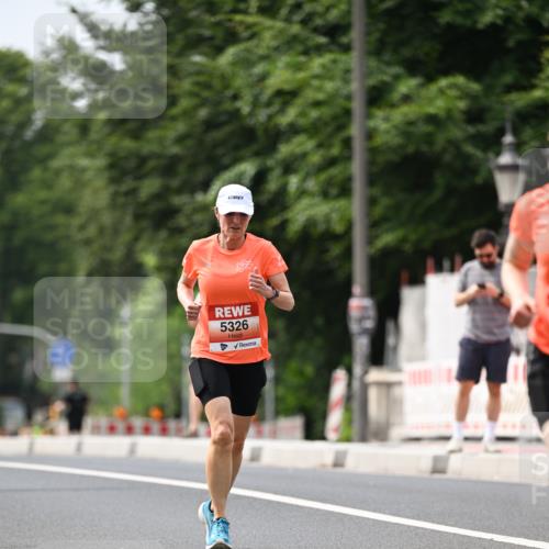 15.06.2025 - REWE Women's Run Dr. Thomas Lammeyer http://msf.ph/oto/7976632 15.06.2025 10:41:51 Laufen 5326 meine-sportfotos.de