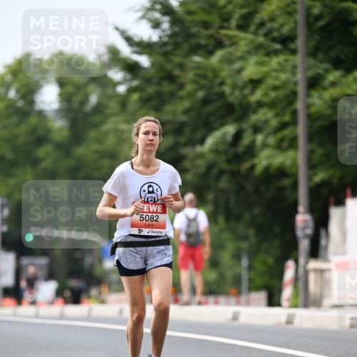 15.06.2025 - REWE Women's Run Dr. Thomas Lammeyer http://msf.ph/oto/7976713 15.06.2025 10:41:54 Laufen 5082 meine-sportfotos.de