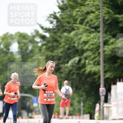 15.06.2025 - REWE Women's Run Dr. Thomas Lammeyer http://msf.ph/oto/7976763 15.06.2025 10:42:01 Laufen 5162 meine-sportfotos.de