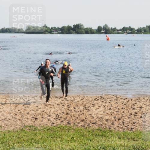21.06.2025 - 27. Vierlanden-Triathlon MichiJ http://msf.ph/oto/7976788 15.06.2026 08:43:57 Schwimmen 23, 84, 97, 113, 153, 183 meine-sportfotos.de