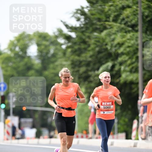15.06.2025 - REWE Women's Run Dr. Thomas Lammeyer http://msf.ph/oto/7976799 15.06.2025 10:42:03 Laufen 5060 meine-sportfotos.de