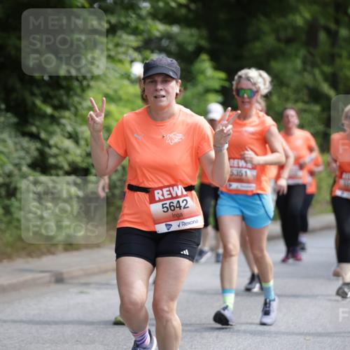 15.06.2025 - REWE Women's Run Jannik Wohlers http://msf.ph/oto/7976817 15.06.2025 10:11:46 Laufen 50, 5642, 5351 meine-sportfotos.de