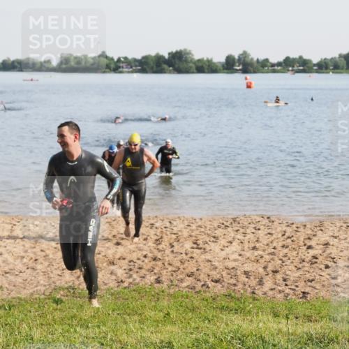 21.06.2025 - 27. Vierlanden-Triathlon MichiJ http://msf.ph/oto/7976837 15.06.2026 08:43:59 Schwimmen 23, 84, 97, 113, 153, 183 meine-sportfotos.de