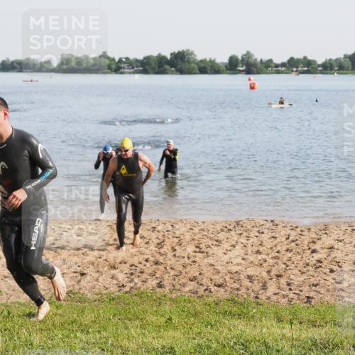 21.06.2025 - 27. Vierlanden-Triathlon MichiJ http://msf.ph/oto/7976851 15.06.2026 08:43:59 Schwimmen 23, 84, 97, 113, 153, 183 meine-sportfotos.de
