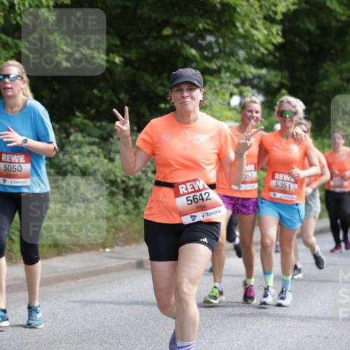 15.06.2025 - REWE Women's Run Jannik Wohlers http://msf.ph/oto/7976852 15.06.2025 10:11:46 Laufen 5050, 5642, 357, 5351, 5126 meine-sportfotos.de