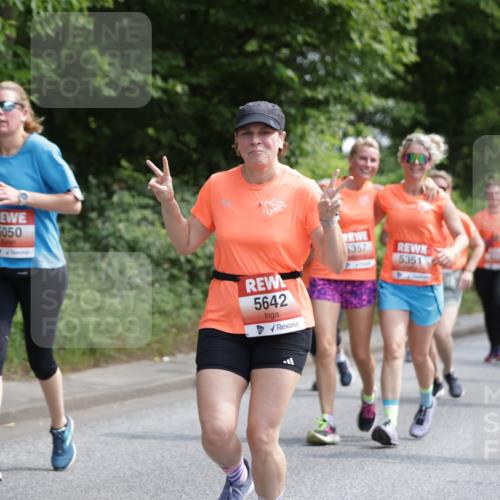 15.06.2025 - REWE Women's Run Jannik Wohlers http://msf.ph/oto/7976858 15.06.2025 10:11:46 Laufen 5050, 5642, 5357, 5351 meine-sportfotos.de