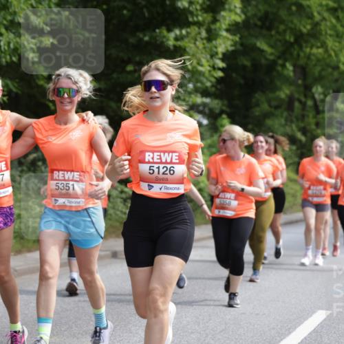 15.06.2025 - REWE Women's Run Jannik Wohlers http://msf.ph/oto/7976919 15.06.2025 10:11:48 Laufen 5357, 5351, 5126, 5358 meine-sportfotos.de