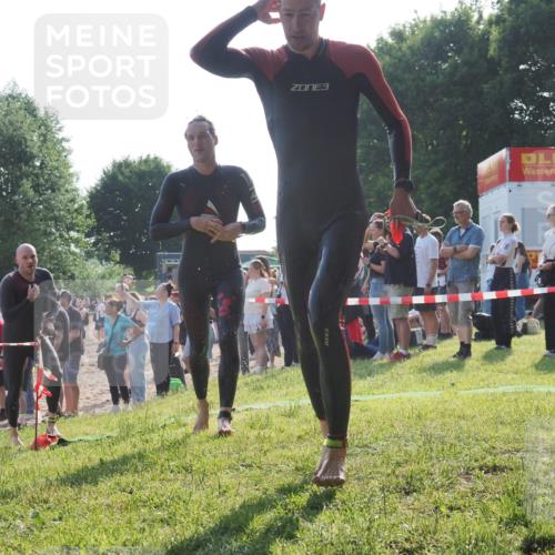 15.06.2025 - 27. Vierlanden-Triathlon KatJ http://msf.ph/oto/7976926 15.06.2025 08:35:02 Schwimmen 12, 43, 80, 149, 159, 186 meine-sportfotos.de