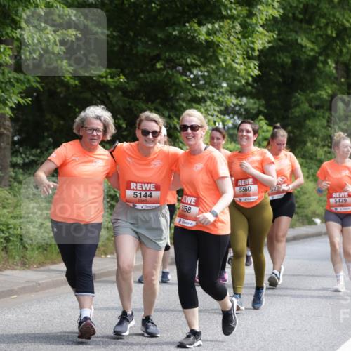 15.06.2025 - REWE Women's Run Jannik Wohlers http://msf.ph/oto/7976937 15.06.2025 10:11:49 Laufen 5560, 527, 5109, 5603, 25, 5479, 5144, 5358 meine-sportfotos.de
