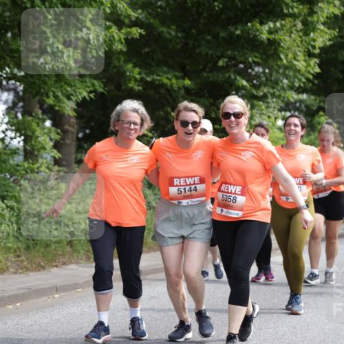 15.06.2025 - REWE Women's Run Jannik Wohlers http://msf.ph/oto/7976953 15.06.2025 10:11:50 Laufen 527, 5479, 51, 5144, 5358 meine-sportfotos.de