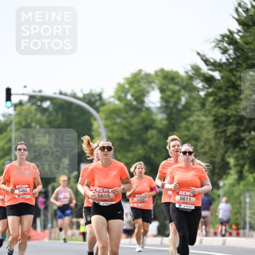 15.06.2025 - REWE Women's Run Dr. Thomas Lammeyer http://msf.ph/oto/7976955 15.06.2025 10:42:10 Laufen 5462, 5655, 5405, 5611 meine-sportfotos.de