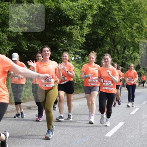 15.06.2025 - REWE Women's Run Jannik Wohlers http://msf.ph/oto/7977017 15.06.2025 10:11:51 Laufen 5358, 5135, 5560, 5278, 5479, 5109, 5603 meine-sportfotos.de