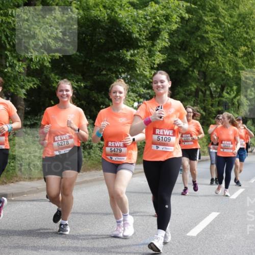15.06.2025 - REWE Women's Run Jannik Wohlers http://msf.ph/oto/7977061 15.06.2025 10:11:53 Laufen 5138, 5278, 5479, 5109, 5350, 6016, 5603 meine-sportfotos.de