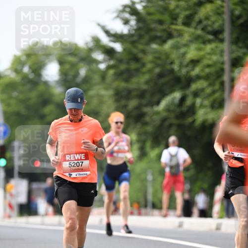 15.06.2025 - REWE Women's Run Dr. Thomas Lammeyer http://msf.ph/oto/7977106 15.06.2025 10:42:17 Laufen 5207 meine-sportfotos.de