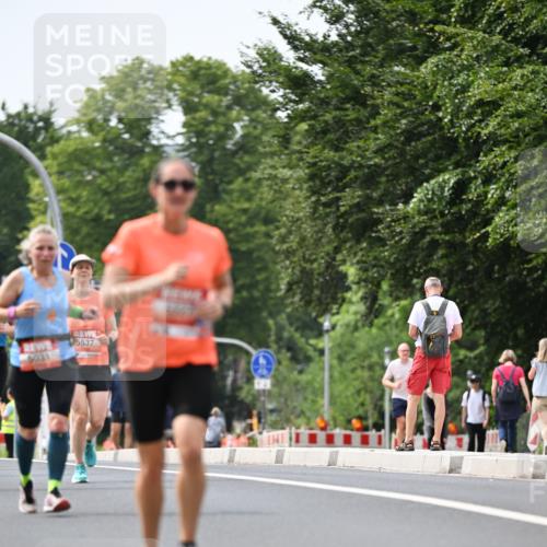 15.06.2025 - REWE Women's Run Dr. Thomas Lammeyer http://msf.ph/oto/7977127 15.06.2025 10:42:20 Laufen 5031, 5537 meine-sportfotos.de