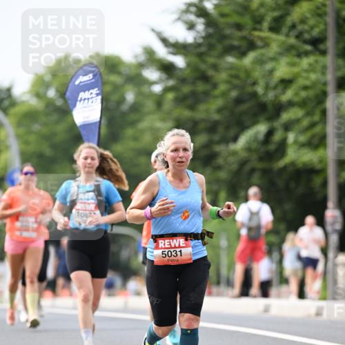 15.06.2025 - REWE Women's Run Dr. Thomas Lammeyer http://msf.ph/oto/7977195 15.06.2025 10:42:23 Laufen 1087, 5031 meine-sportfotos.de