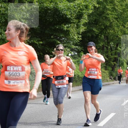 15.06.2025 - REWE Women's Run Jannik Wohlers http://msf.ph/oto/7977226 15.06.2025 10:11:57 Laufen 5603, 5634, 5016, 5014 meine-sportfotos.de