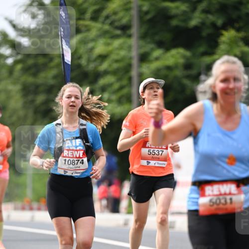 15.06.2025 - REWE Women's Run Dr. Thomas Lammeyer http://msf.ph/oto/7977243 15.06.2025 10:42:26 Laufen 10874, 5537, 5031 meine-sportfotos.de