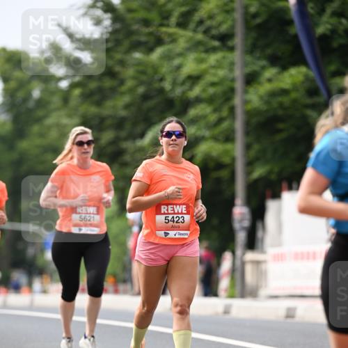 15.06.2025 - REWE Women's Run Dr. Thomas Lammeyer http://msf.ph/oto/7977276 15.06.2025 10:42:27 Laufen 5621, 5423 meine-sportfotos.de