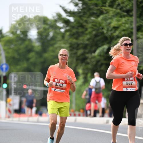 15.06.2025 - REWE Women's Run Dr. Thomas Lammeyer http://msf.ph/oto/7977301 15.06.2025 10:42:29 Laufen 5263, 5621 meine-sportfotos.de