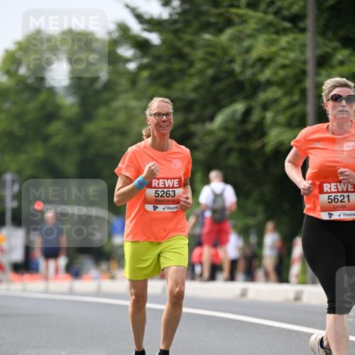 15.06.2025 - REWE Women's Run Dr. Thomas Lammeyer http://msf.ph/oto/7977311 15.06.2025 10:42:29 Laufen 5263, 5621 meine-sportfotos.de
