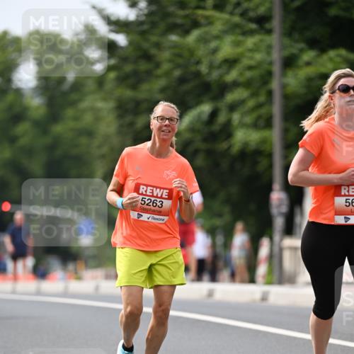 15.06.2025 - REWE Women's Run Dr. Thomas Lammeyer http://msf.ph/oto/7977317 15.06.2025 10:42:29 Laufen 5263, 56 meine-sportfotos.de