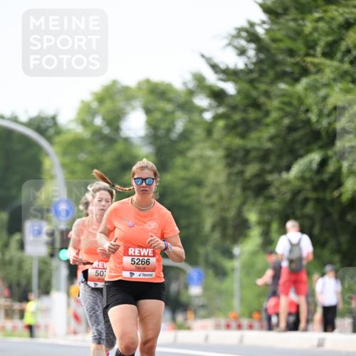 15.06.2025 - REWE Women's Run Dr. Thomas Lammeyer http://msf.ph/oto/7977347 15.06.2025 10:42:32 Laufen 50, 5266 meine-sportfotos.de