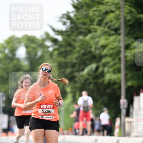15.06.2025 - REWE Women's Run Dr. Thomas Lammeyer http://msf.ph/oto/7977370 15.06.2025 10:42:33 Laufen 5266 meine-sportfotos.de
