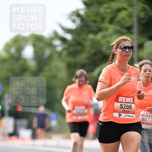 15.06.2025 - REWE Women's Run Dr. Thomas Lammeyer http://msf.ph/oto/7977393 15.06.2025 10:42:35 Laufen 5266, 5073 meine-sportfotos.de