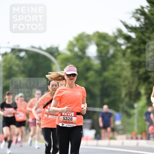 15.06.2025 - REWE Women's Run Dr. Thomas Lammeyer http://msf.ph/oto/7977399 15.06.2025 10:42:36 Laufen 5328 meine-sportfotos.de
