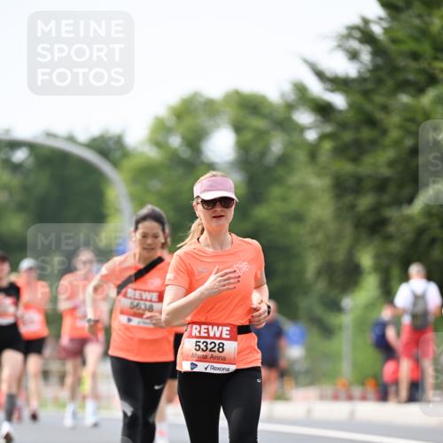 15.06.2025 - REWE Women's Run Dr. Thomas Lammeyer http://msf.ph/oto/7977412 15.06.2025 10:42:36 Laufen 5638, 5328 meine-sportfotos.de